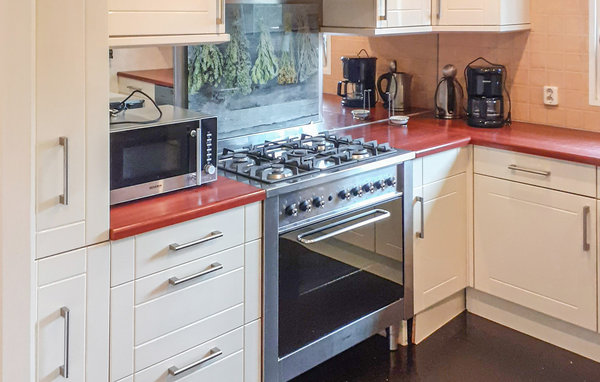 Holiday Home - Heinkenszand , Holland - HZE217 4
