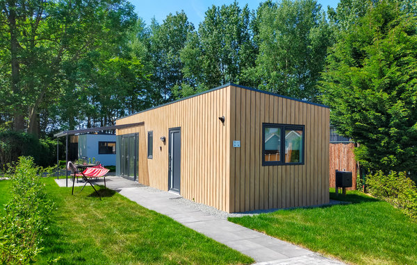 Eine naturnahe Hütte in der Nähe eines Sees, und mit behaglicher Atmosphäre für Ihren Genuss.

Hierbei handelt es von einem Chalet, welches auf einem Stellplatz platziert wurde und Ihnen somit auc..