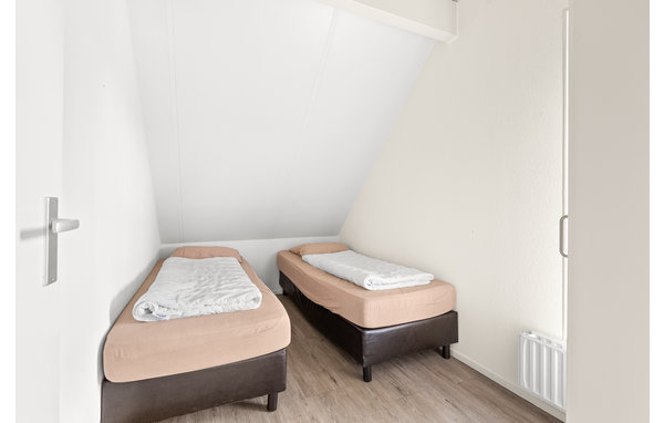 Holiday Home - Hof van Zeeland , Holland - HZE537 604