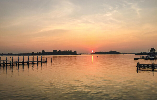 Holiday Home - Kamperland , Holland - HZE635 907