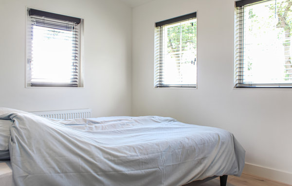 Vakantiehuis - Strijen , Nederland - HZH030 601