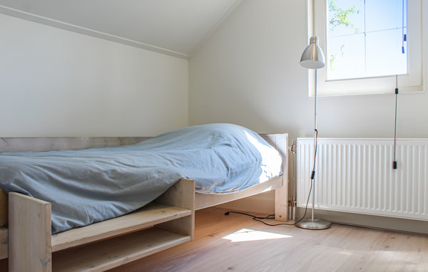 Vakantiehuis - Strijen , Nederland - HZH030 602