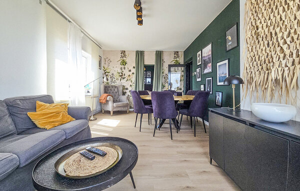 Freuen Sie sich auf eine wunderbare Zeit in dieser einladenden und strandnahen Ferienwohnung.

Willkommen in der komfortablen Wohnung, die Sie in sehr guter Lage nur einen kurzen Spaziergang vom Meer ..