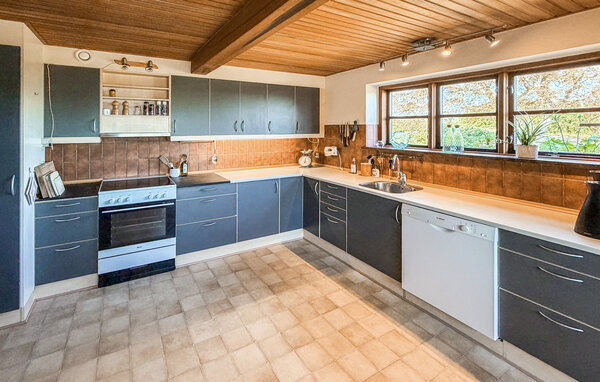 Feriehus - Gudhjem , Danmark - I57045 7