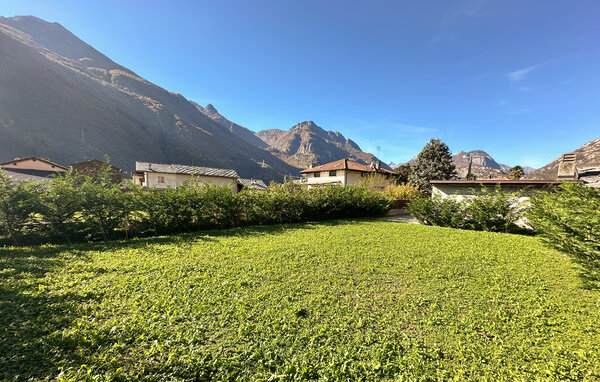 Holiday Home - Pont-Saint-Martin , Italy - IAO006 202