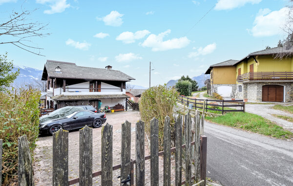 Appartamento - Ossimo Superiore , Italia - IDD010 801