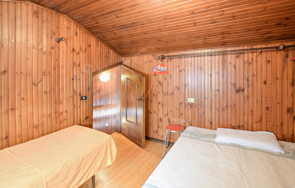 Appartamento - Ossimo Superiore , Italia - IDD010 606