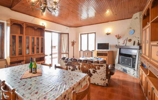 Appartamento - Ossimo Superiore , Italia - IDD010 302