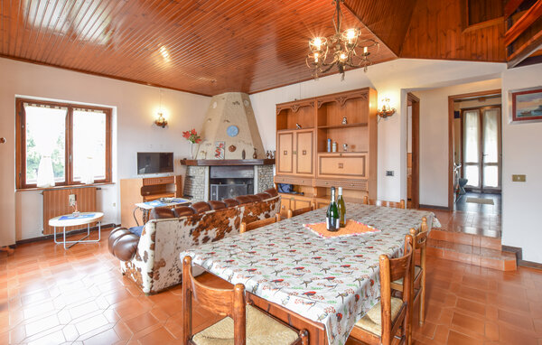 Appartamento - Ossimo Superiore , Italia - IDD010 303