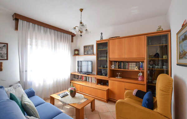 Holiday Home - Lamon , Italy - IDD021 3