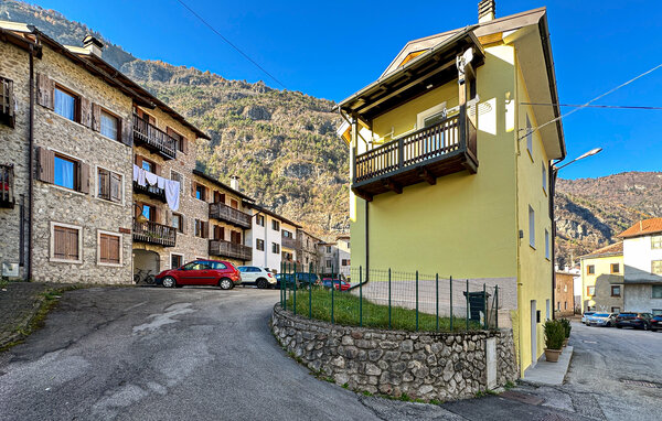 Vakantiehuis - Longarone , Italië - IDD037 9