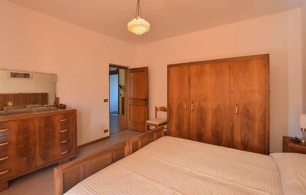 Apartment - Feltre , Italy - IDD054 603