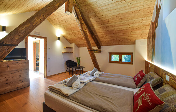 Holiday Home - Sovramonte , Italy - IDD055 602