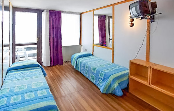 Apartment - Vason , Italy - IDD325 601