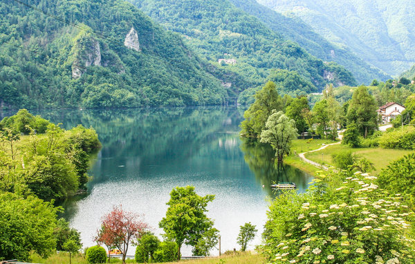 Semesterhus - Sovramonte , Italien - IDD337 901