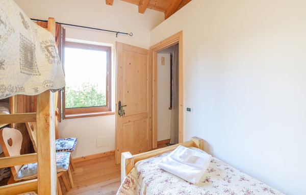 Semesterhus - Sovramonte , Italien - IDD337 605