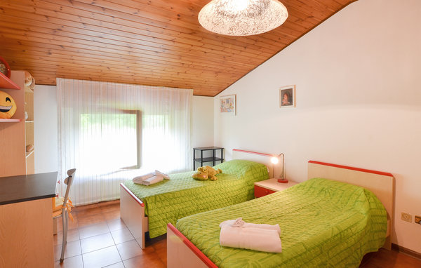 Apartament - Enemonzo , Wlochy - IDD342 602