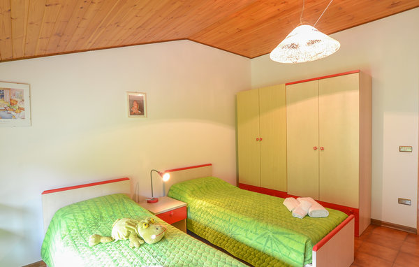 Apartament - Enemonzo , Wlochy - IDD342 603