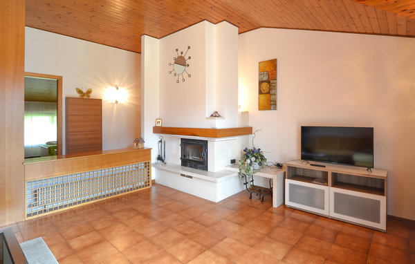 Apartament - Enemonzo , Wlochy - IDD342 302