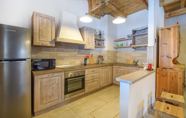 Holiday Home - Castello Tesino , Italy - IDD357 402