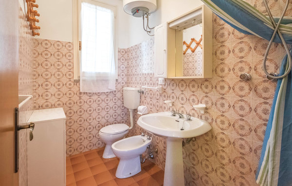 Holiday Home - Lido delle Nazioni , Italy - IEK152 701