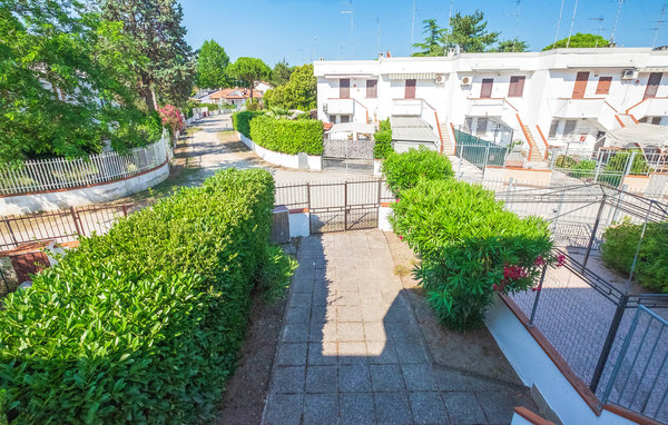Holiday Home - Lido delle Nazioni , Italy - IEK152 201