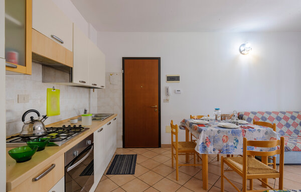 Apartament - Lido Degli Estensi , Wlochy - IEK375 402
