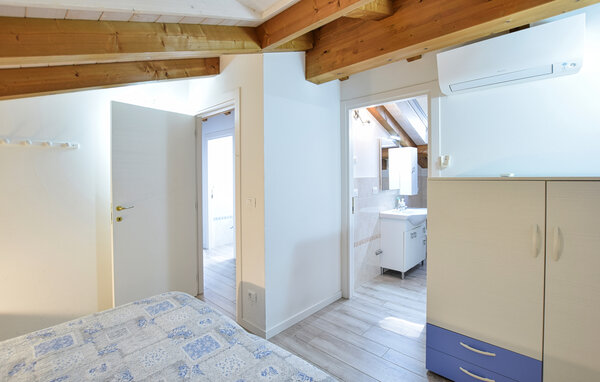 Feriehus - Udine , Italia - IFC009 607