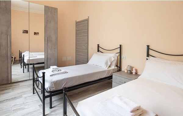 Apartment - Guspini , Italy - IGC112 602
