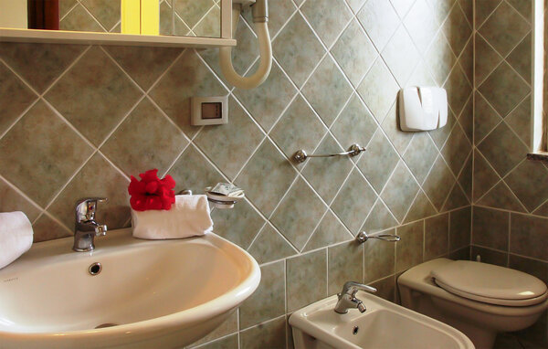 Appartamento - Ricadi , Italia - IKB002 701