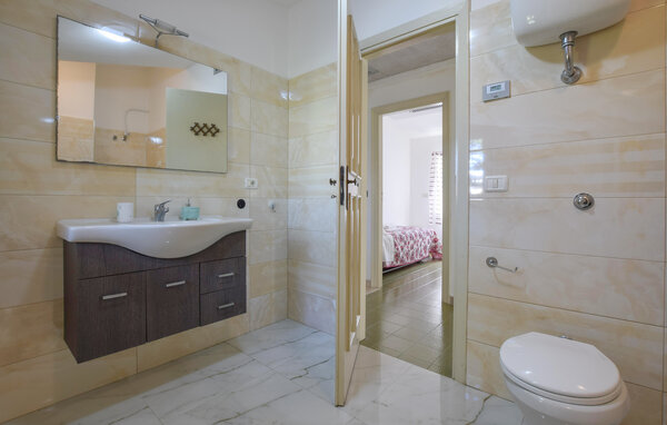 Holiday Home - Roccelletta di Borgia , Italy - IKB046 701