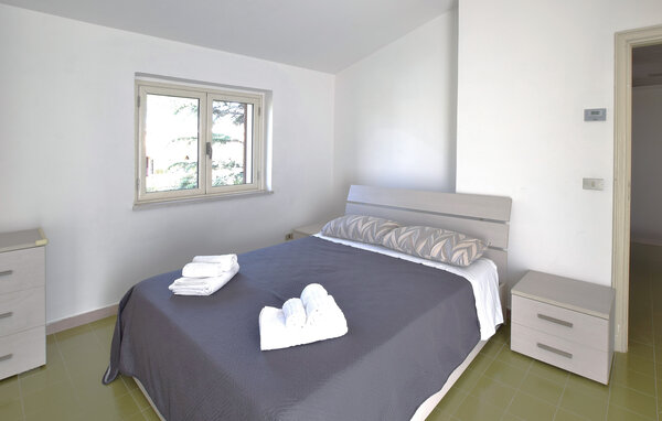 Holiday Home - Roccelletta di Borgia , Italy - IKB046 5