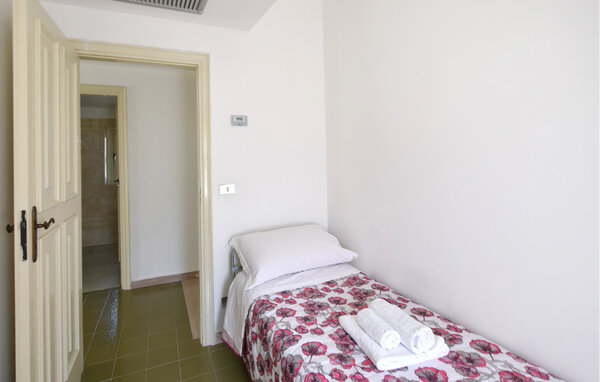 Holiday Home - Roccelletta di Borgia , Italy - IKB046 602
