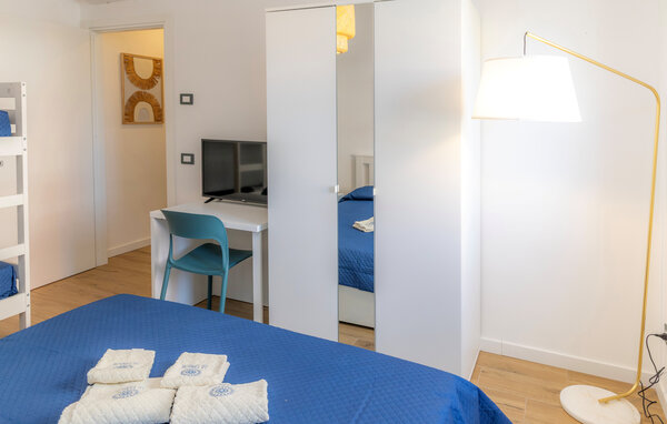 Appartamento - Paola , Italia - IKB055 602