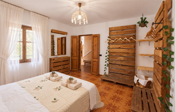 Appartamento - Motta San Giovanni , Italia - IKB087 602