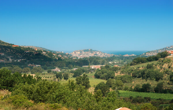 Domy wakacyjne - Laureana Cilento , Wlochy - IKC039 202