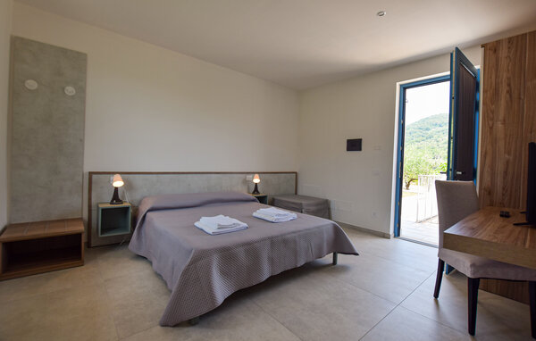 Casa vacanze - Ogliastro Cilento , Italia - IKC056 606