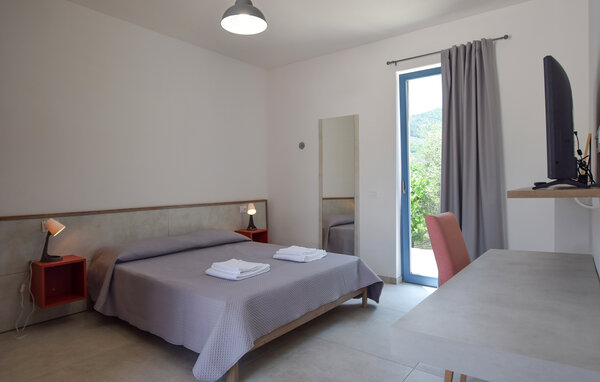 Casa vacanze - Ogliastro Cilento , Italia - IKC056 7