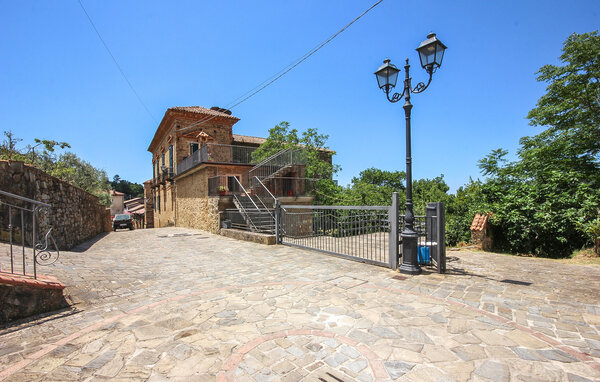 Apartment - Serramezzana , Italy - IKC062 1