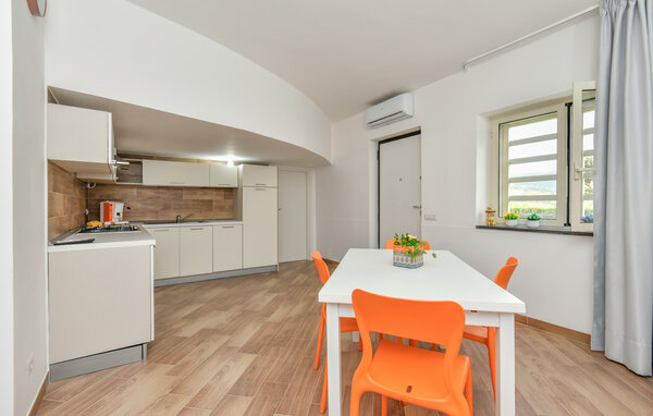 Vakantiehuis - Paestum , Italië - IKC088 402