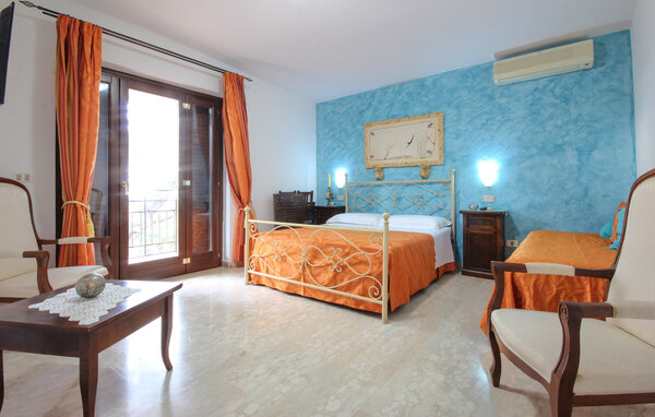 Semesterhus - Capaccio Paestum , Italien - IKC104 604