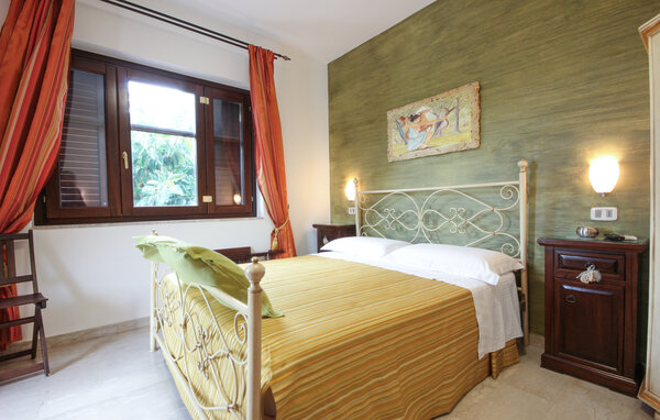 Semesterhus - Capaccio Paestum , Italien - IKC104 611