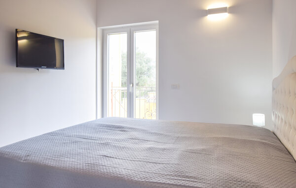 Apartamento - Laureana Cilento , Italia - IKC155 602