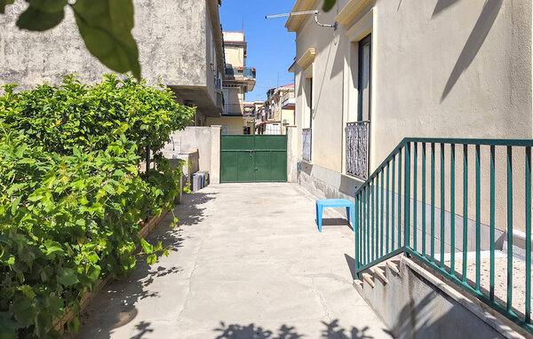 Holiday Home - Melito di Porto Salvo , Italy - IKK038 101