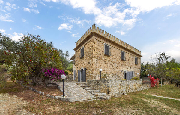 Holiday Home - Roccella Ionica , Italy - IKK058 1