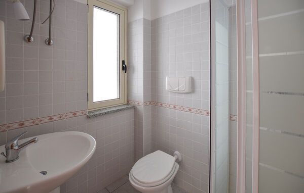 Apartament - Isca Marina , Wlochy - IKK071 701