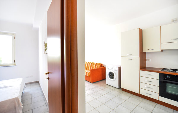 Apartament - Isca Marina , Wlochy - IKK071 402