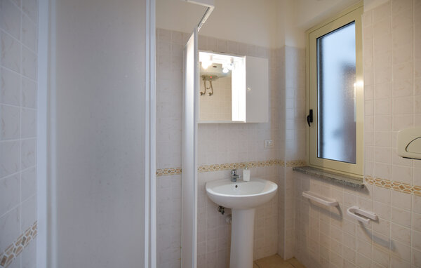 Appartamento - Isca Marina , Italia - IKK074 701