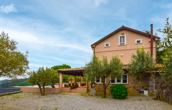 Casa vacanze - Satriano , Italia - IKK083 84