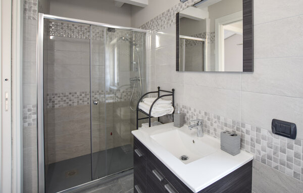 Appartamento - Filandari , Italia - IKK096 704